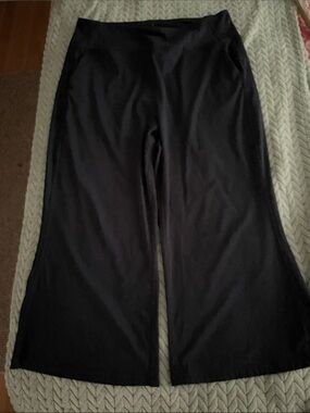 Wide-Leg Blue Active Pants